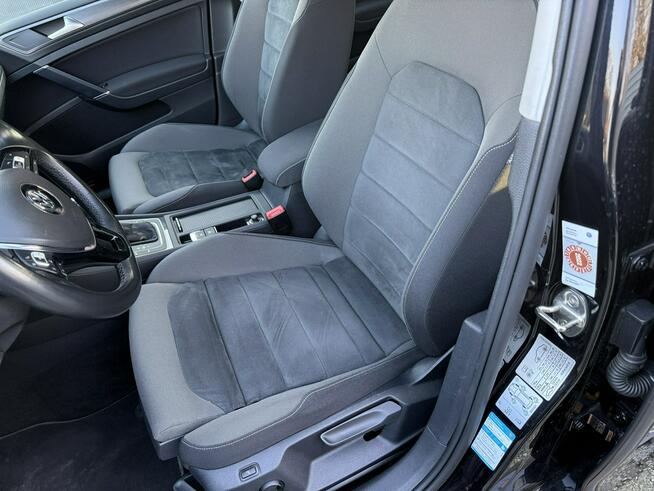 Volkswagen Golf Automat DSG. 2018/19r. Alcantara . Navigacja. Masaże. Radar. Asystent.