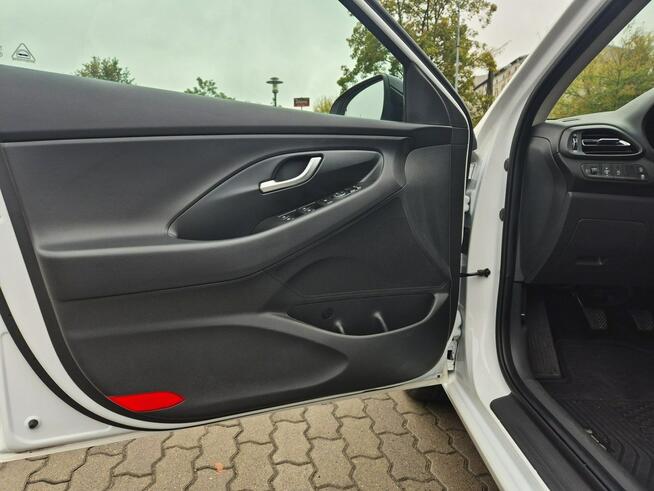 Hyundai i30 1.0 T-GDI 6MT 120 KM WersjaSmart + Pakiet Led SerwisASO FV23%