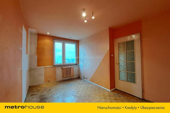 3 pokoje, ul. 11 listopada, do własnej aranżacji!