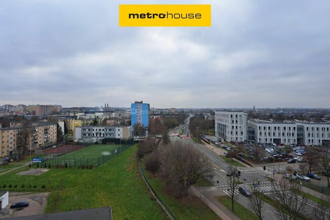 3 pokoje, ul. 11 listopada, do własnej aranżacji!