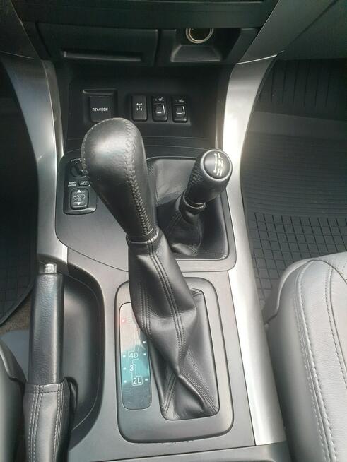 Toyota Land Cruiser 7 Osób. Wyciągarka. Navi. Oryginalne 200tys. km! Doinwestowana.