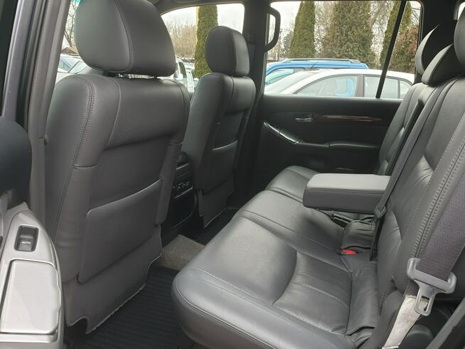 Toyota Land Cruiser 7 Osób. Wyciągarka. Navi. Oryginalne 200tys. km! Doinwestowana.