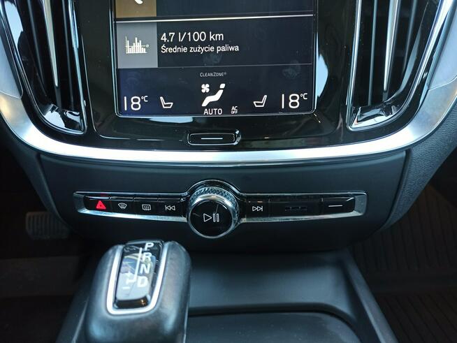 Volvo S60 bogata opcja, 250 KM
