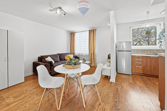 Do wynajęcia mieszkanie naprzeciw UZ !