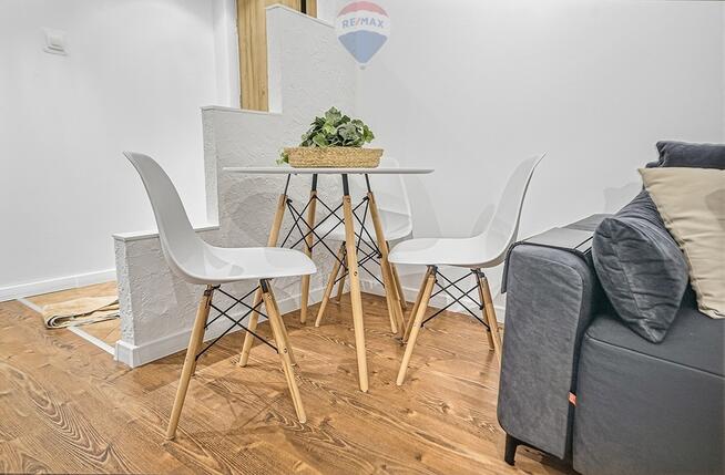 Do wynajęcia mieszkanie naprzeciw UZ !