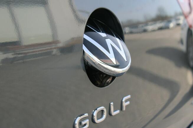 Volkswagen Golf LIFE Asystent Salon Polska netto 59 268 PLN Gwarancja