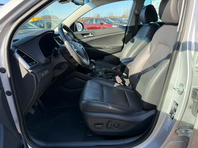 Hyundai Tucson SKÓRY, CZUJNIKI PARKOWANIA,KAMERA COFANIA, NAWIGACJA