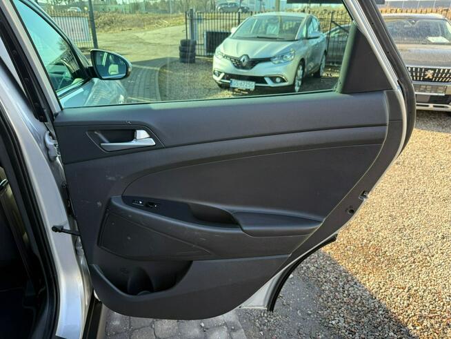 Hyundai Tucson SKÓRY, CZUJNIKI PARKOWANIA,KAMERA COFANIA, NAWIGACJA