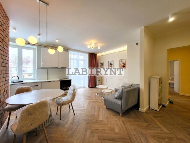 M-5, 72m2, 1. piętro, miejsce parkingowe/garaż