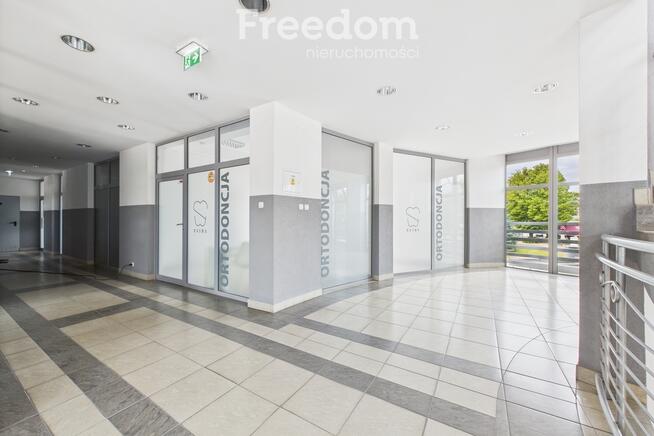 Na sprzedaż lokal usługowo-biur. na Dworcu Elbląg