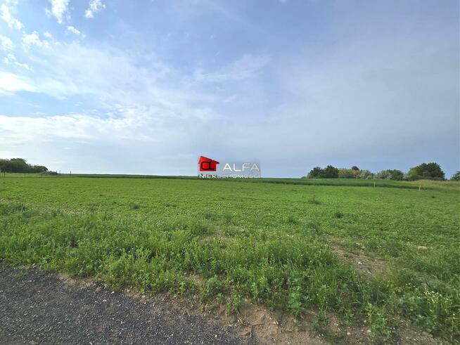 Działka budowlana Mrowiny gm. Żarów