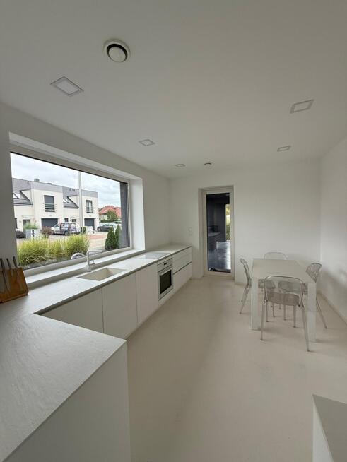 Nowoczesny dom w wysokim standardzie blisko natury