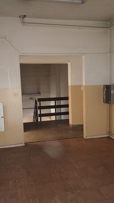 Budynek 1100m2 Usługowo-Biurowy W Centrum Brwinowa