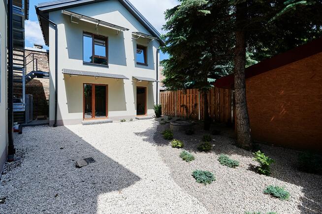 Z ogrodem Biały Prądnik 25 m2 all. ok. 2700 zł