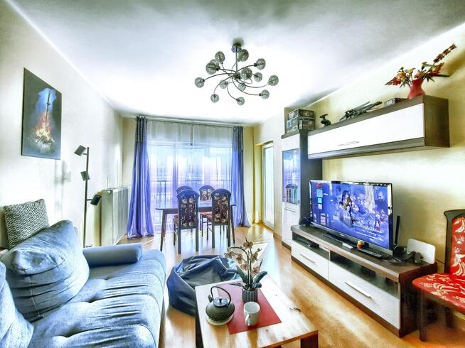 Salon z aneksem 2 pokoje miejsce postojowe 2020 r