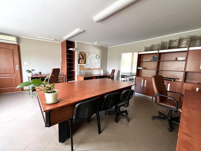 Budynek biurowo-warsztatowy +wiata magazynowa