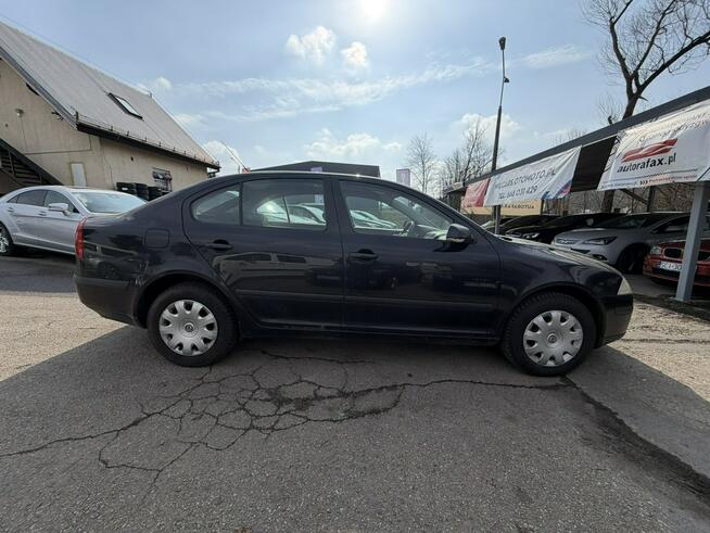 Škoda Octavia Klimatyzacja, Ele szyby 4x, Ele lusterka, Podłokietnik