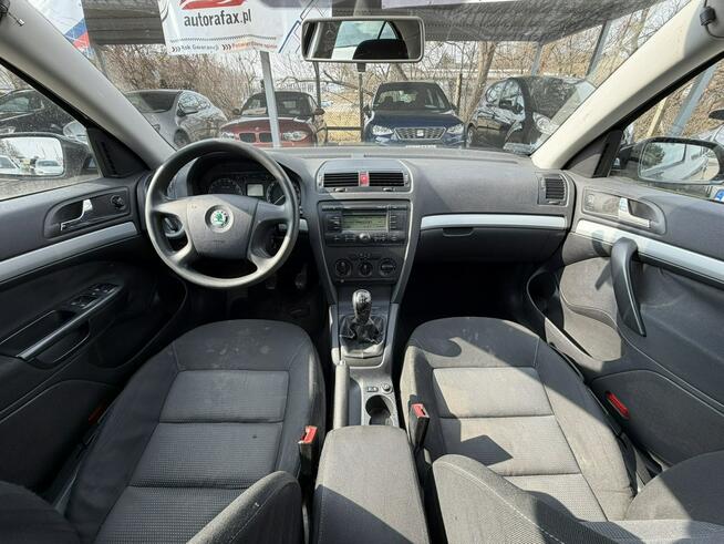 Škoda Octavia Klimatyzacja, Ele szyby 4x, Ele lusterka, Podłokietnik