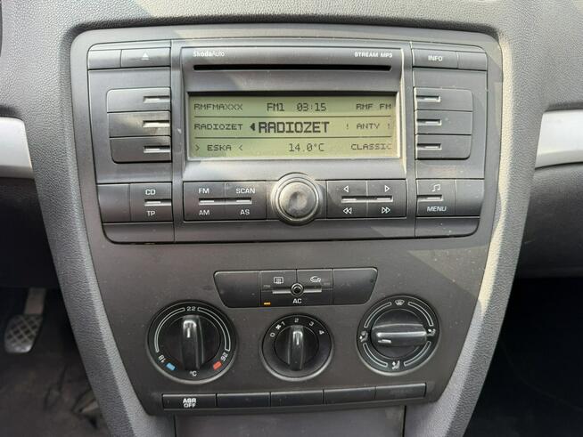 Škoda Octavia Klimatyzacja, Ele szyby 4x, Ele lusterka, Podłokietnik