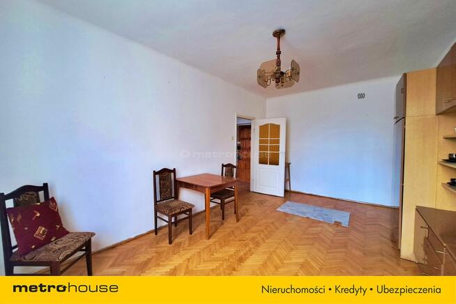 Mieszkanie 38 m kw. na 3 piętrze w centrum.