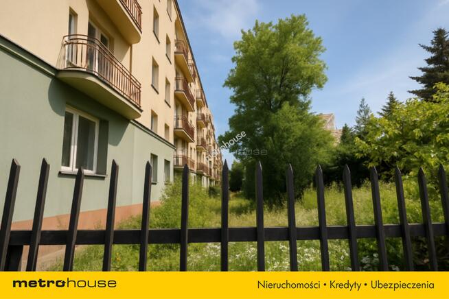 Mieszkanie 38 m kw. na 3 piętrze w centrum.