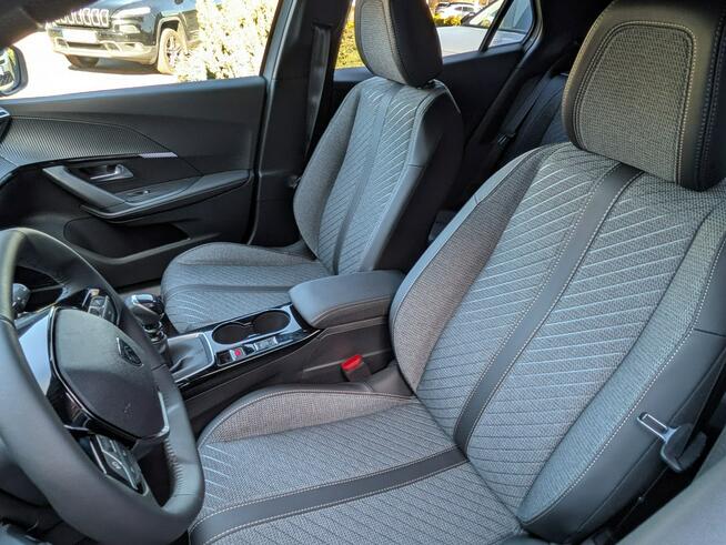 Peugeot 2008 Allure 1.2T 100km Tempomat Adaptacyjny + Kamery 360