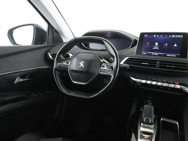 Peugeot 5008 Allure 180KM automat 7-osob. panorama PDC FullLED półskóra