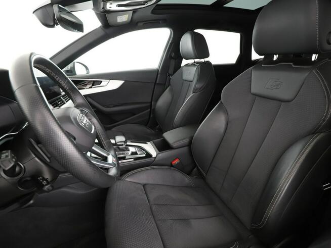 Audi A4 FV23% 4x4 S-tronic S-Line skóra/alcantara full LED virtual cocpit pano