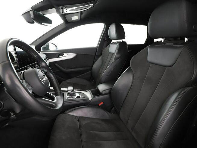 Audi A4 S-Tronic skóra/alcantara navi klima auto grzane fotele czujniki parkow
