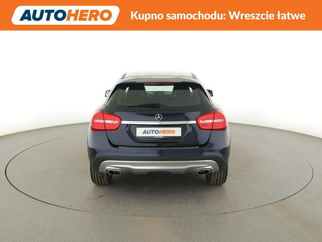Mercedes GLA 200 automat full LED navi klima auto czujnki parkowania
