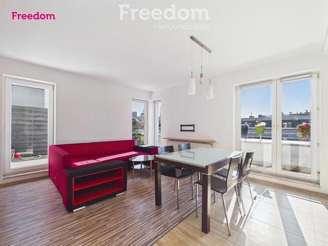 Dwupoziomowe 5 pokoi z tarasem – Ząbki