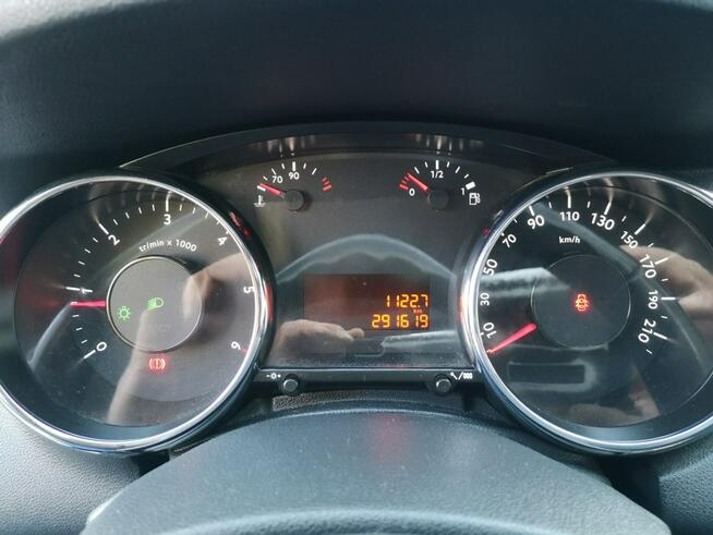 Peugeot 5008 2,0 HDI 150KM Klimatronik ALU 16 7 osób Temp Isofix Servis Gwarancja