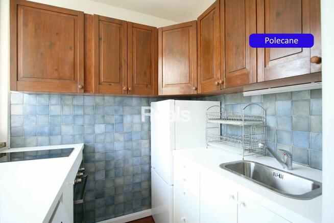 Z parkingiem naziemnym!