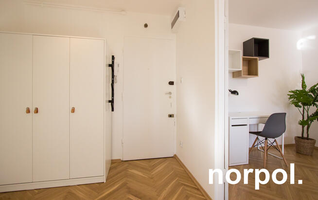 Nowowiejska, Lea, 2 pokoje z balkonem do wynajęcia