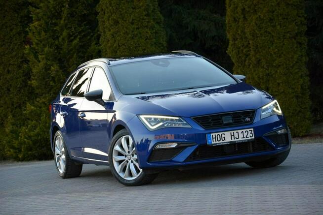 Seat Leon FR Full Led Skóry Navi Panorama Radar ACC Virtual Parktr Beats