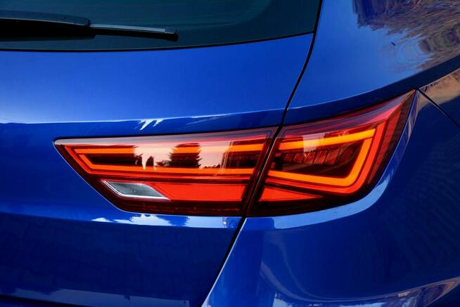 Seat Leon FR Full Led Skóry Navi Panorama Radar ACC Virtual Parktr Beats