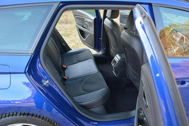 Seat Leon FR Full Led Skóry Navi Panorama Radar ACC Virtual Parktr Beats