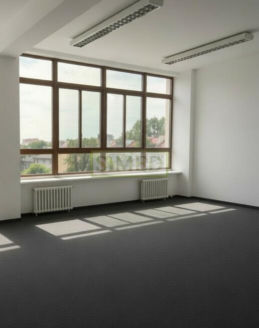 Pofabryczny klimat, recepcja, parking , dostęp24h