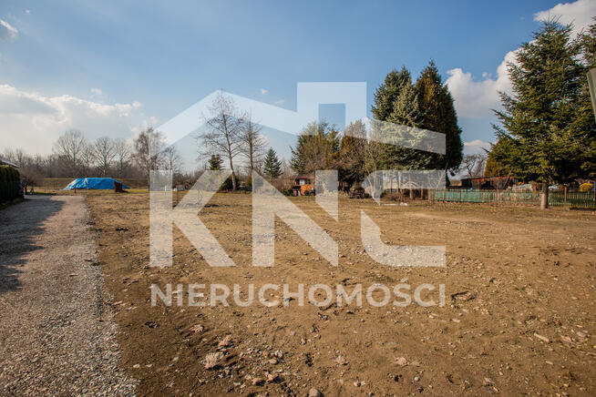 Działka budowlana – Mościce 7,5 ara, MPZP, media!