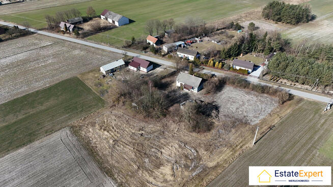 Działka budowlana zabudowana z budynkiem mieszkalnym -Raszków gm. Jędrzejów