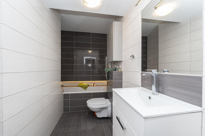 Okazja! Przestronne 34 m w cichej okolicy + garaż