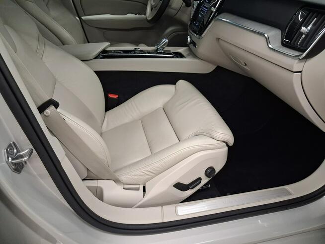 Volvo S60 VAT 23% Inscription 2.0B4 mHEV 197KM automat 2021 r., salon PL, I wł.