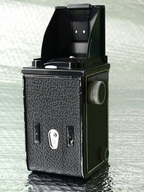 Retro kamery fimowe i aparaty fotograficzne