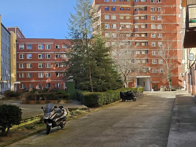 2pok 39met, okolice Stacyjnej BALKON/KOMÓRKA/WINDA (Wrocław)