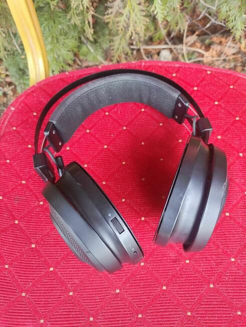 Słuchawki Gamingowe z Mikrofon Razer Nari Essential nauszne