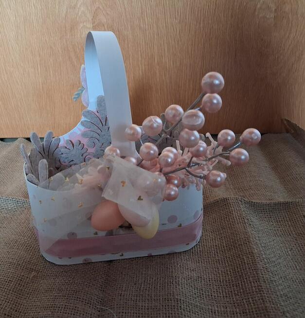 Koszyk wielkanocny, kartonowy 22 x 16 x 20 cm