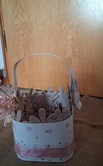 Koszyk wielkanocny, kartonowy 22 x 16 x 20 cm