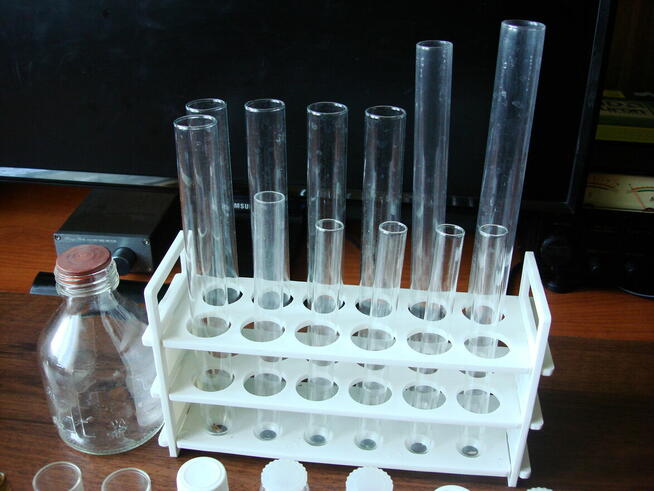 Szkło laboratoryjne dla chemika. Zestaw mały chemik