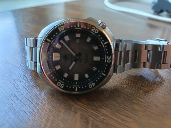 Zjawiskowy zegarek męski Addiesdive