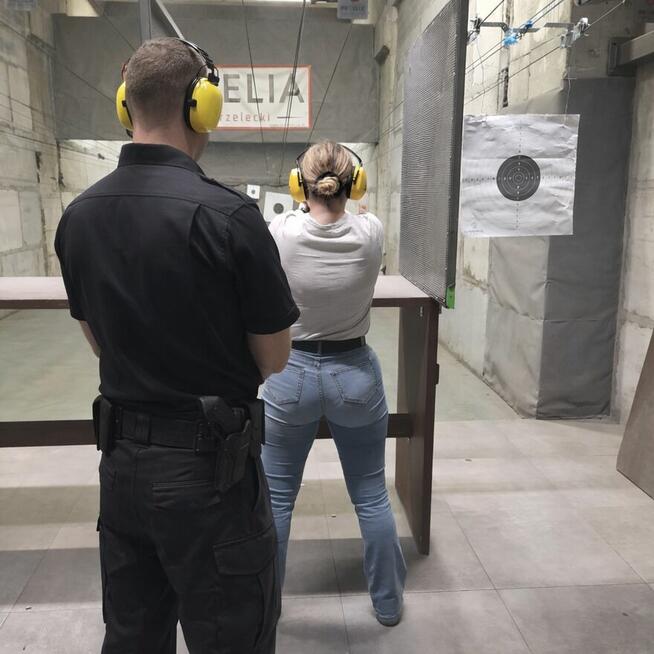 Szkolenia strzeleckie, obsługa broni, kursy dla kobiet